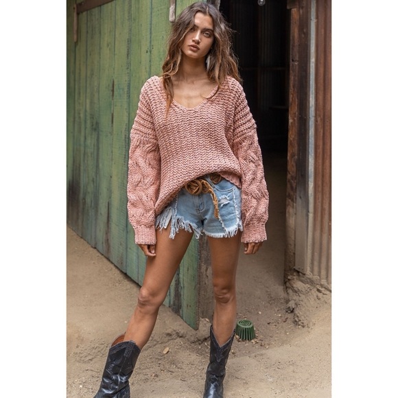 POL Dusty Pink Color Blend V Neck Chenille Sweater with Cable Knit Sleeves - Picture 7 of 8